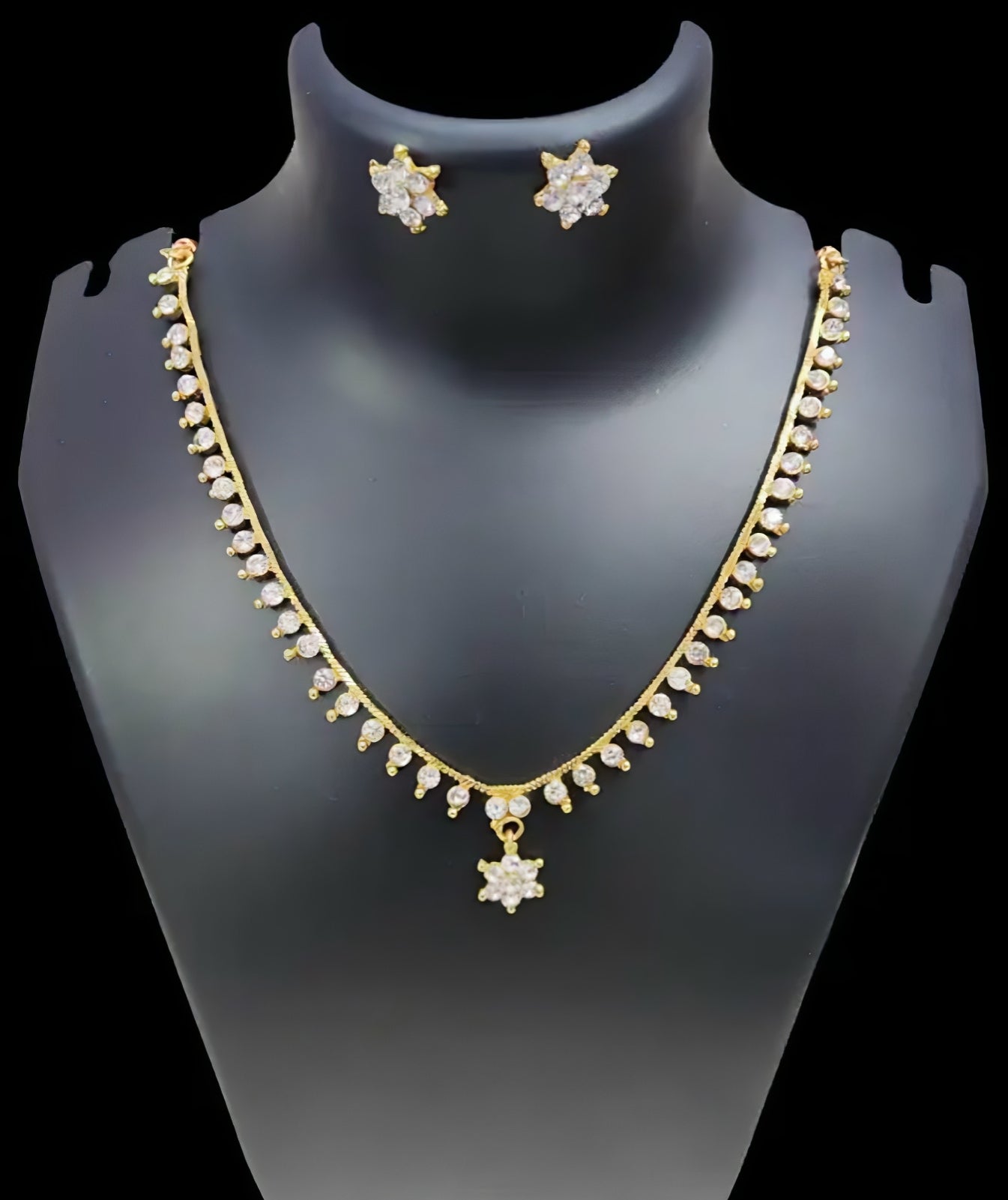 Starry Elegance Necklace Set