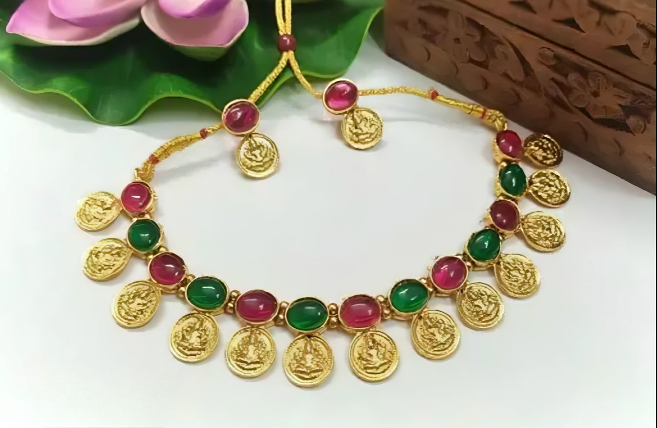 Varnamayura Lakshmi Mani