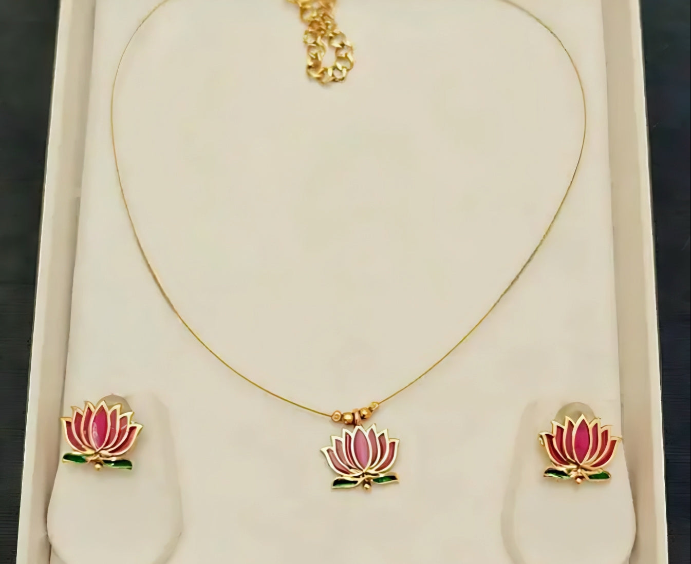 Lotus Whisper Set 🌸