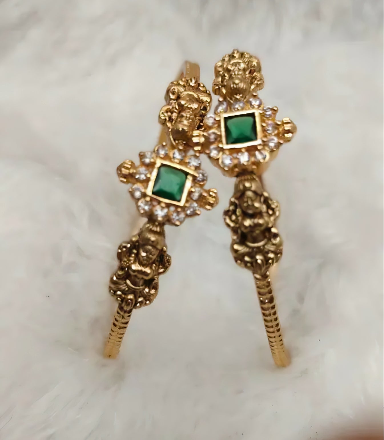 Emerald Devi Kada Set