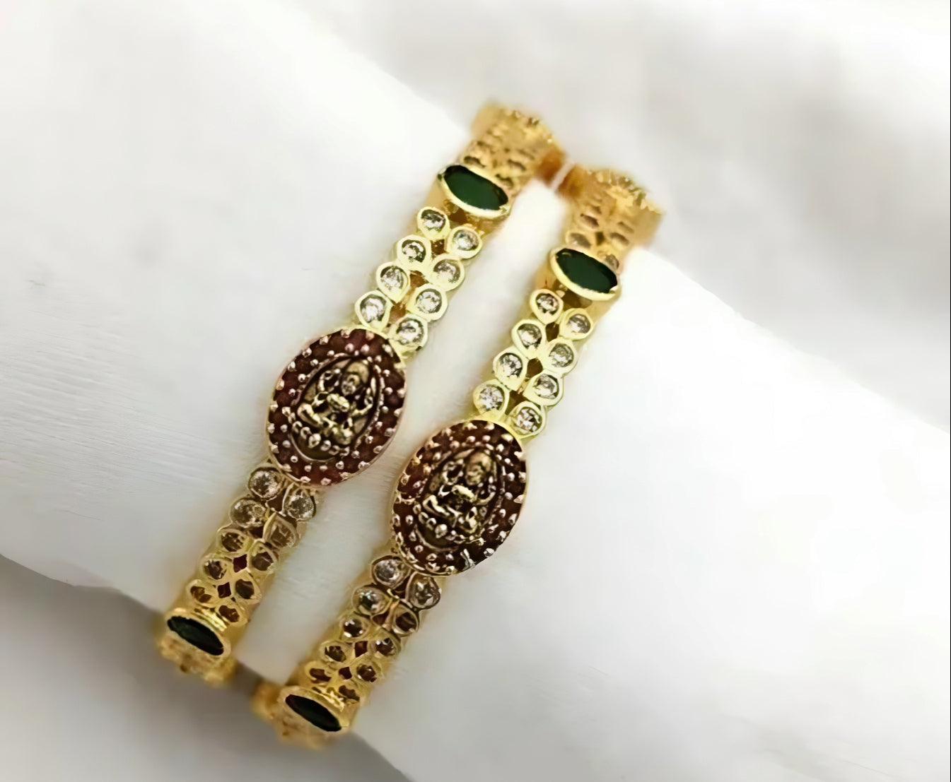 Lakshmi Viraasat Bangles