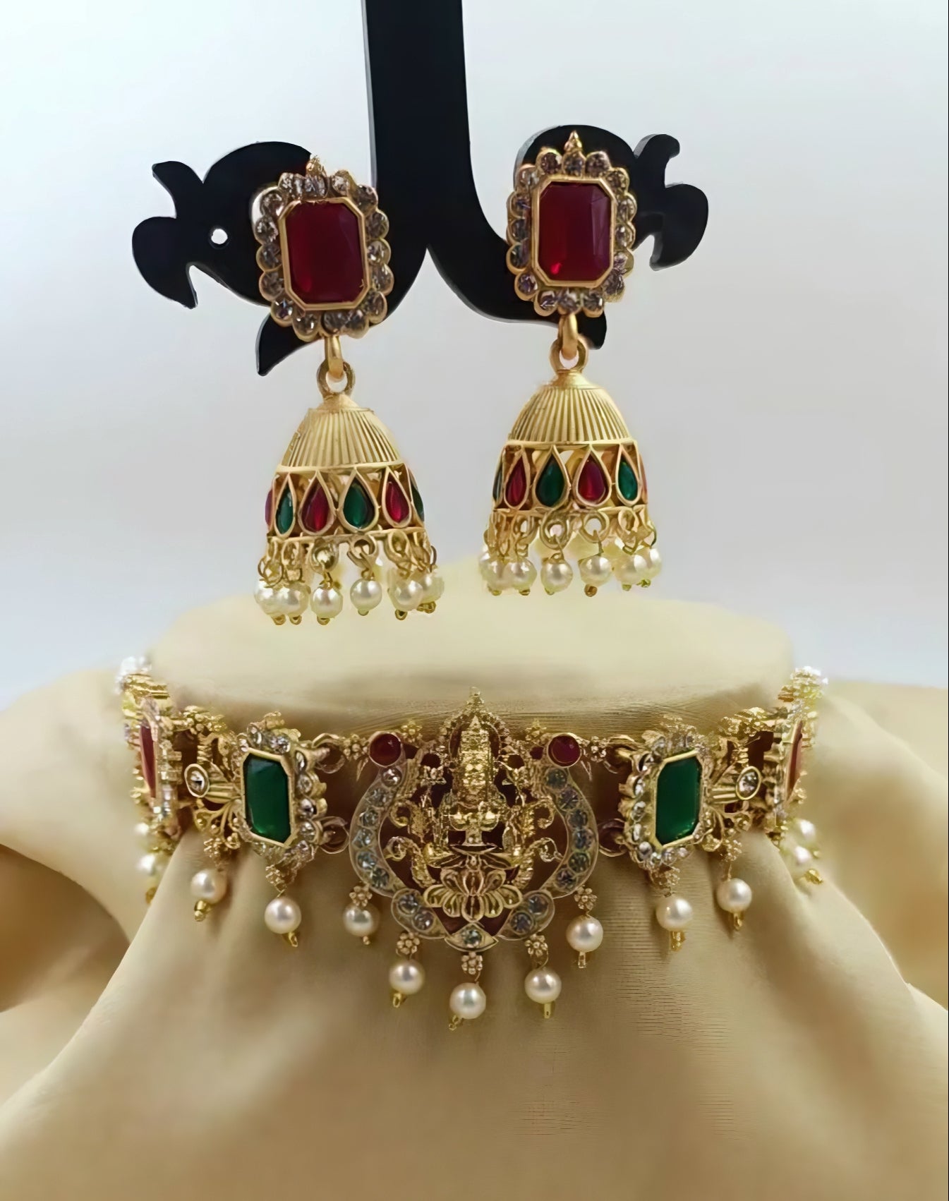 Devi Ratna Choker Set