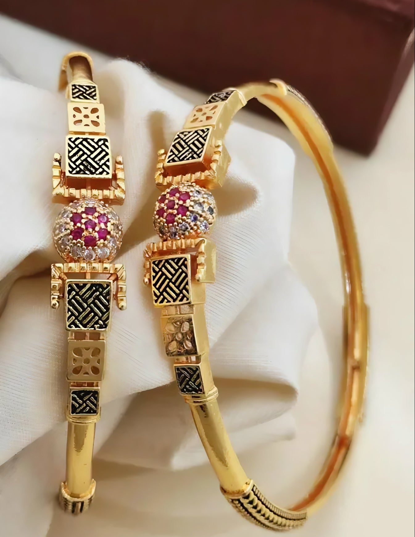 Regal Matrix Ruby Bangles