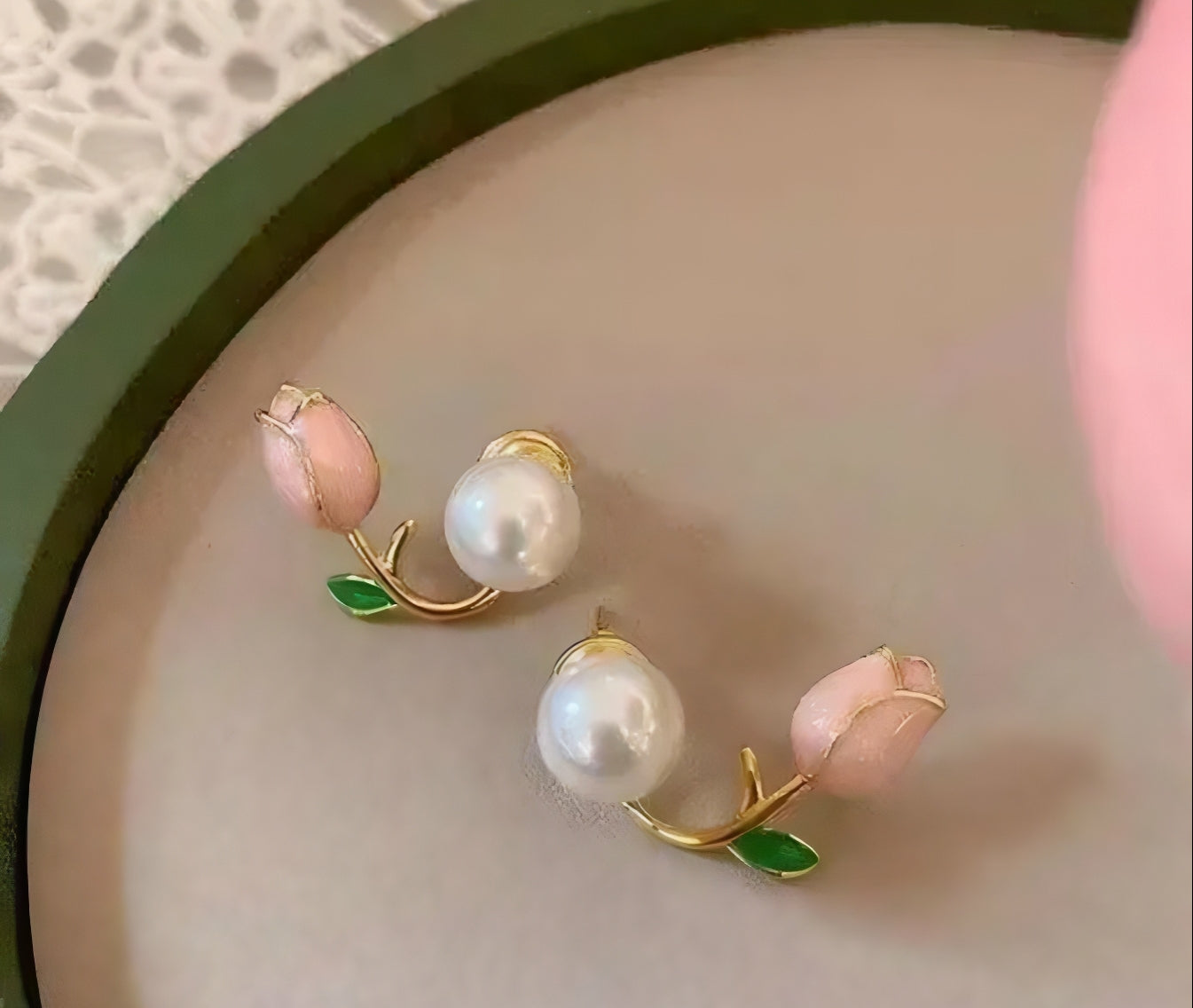 Rosemelt Pearl Buds