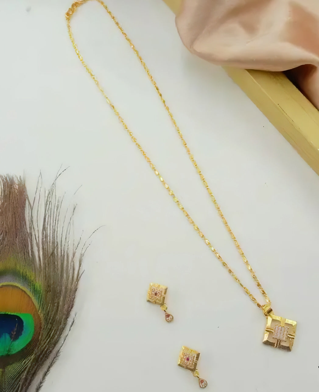 Gold Chain Dukia Set